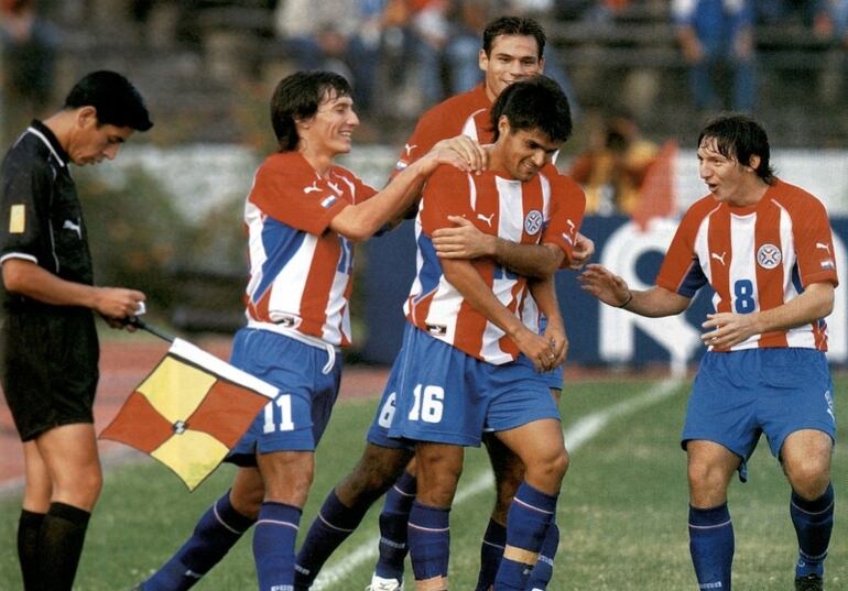 D&iacute;az marc&oacute; un gol en el juego contra Uruguay.