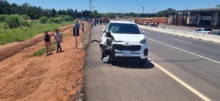 El pasado viernes 13 de octubre se reportó otro siniestro vial en la que una madre que se desplazaba a bordo de su motocicleta con su hija de 7 años perdieron la vida en el kilómetro 55 tras intentar cruzar del otro lado de la ruta.