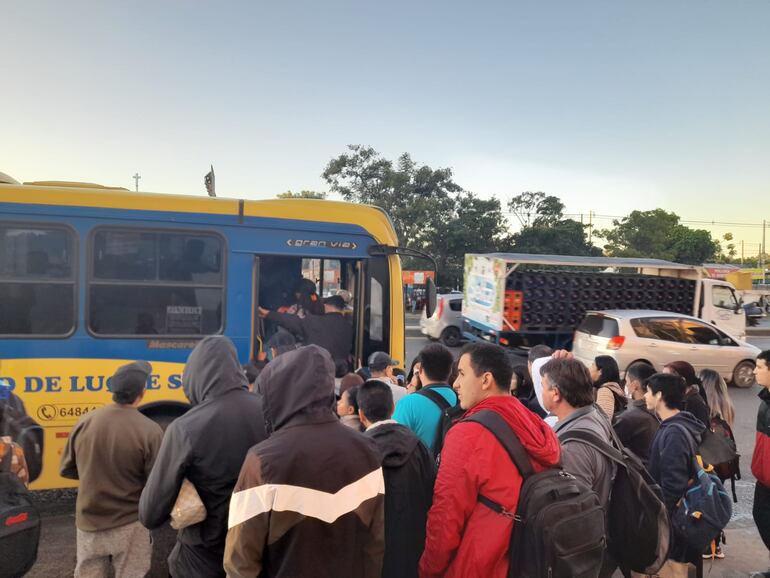 Lunes de reguladas, ante anuncio de paro.