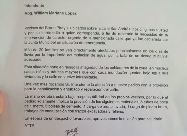 La última nota presentada por los pobladores del barrio Prayu'i al intendente de Itacurubí de la Cordillera.