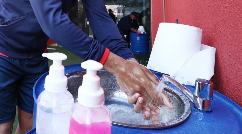 Una reducción de contagios solo es posible aplicando todas las medidas sanitarias, dice Salud.