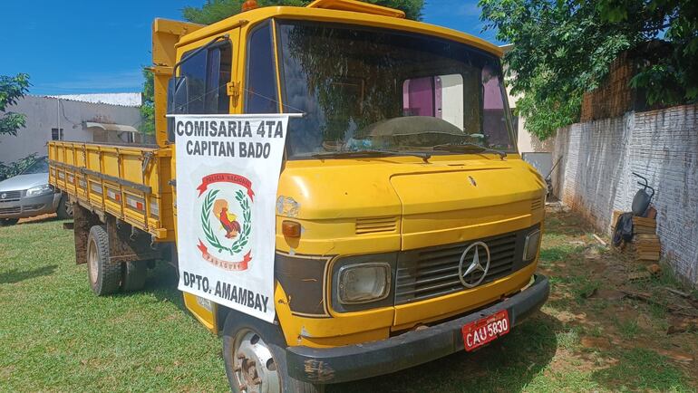 EL vehículo fue hallado abandonado en el barrio Chaco´í de Capitán Bado, departamento de Amambay.