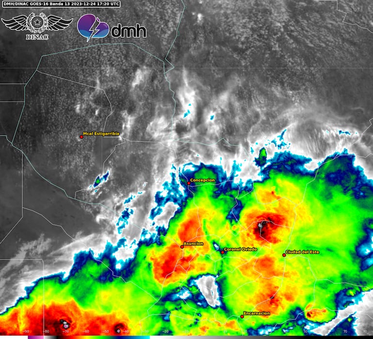 Imagen satelital de la tormenta que se posiciona sobre el Paraguay.