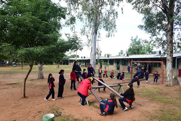 Apuesta a la educación. Dentro de sus instalaciones se encuentra un centro educativo, que tiene un poco más de 280 alumnos, distribuidos en los niveles inicial, primer y segundo ciclo. La institución se destaca por promover, especialmente, valores y principios.