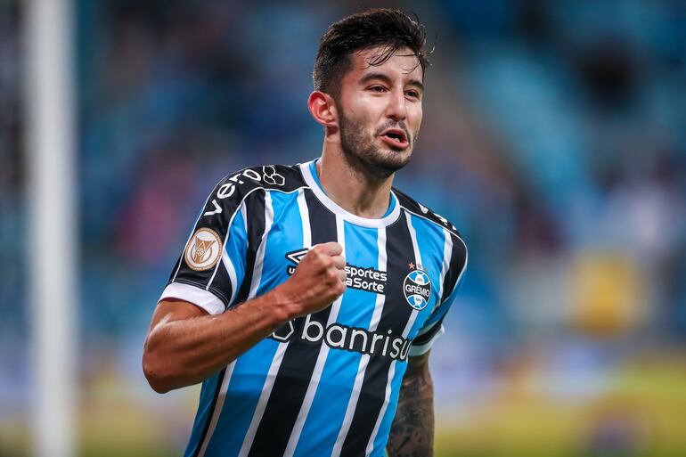 Mathías Villasanti anotó por segunda fecha consecutiva y suma 3 goles en 9 partidos en el Brasileirão 2023 (Foto gentileza de Gremio).