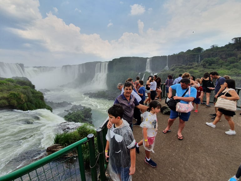 Foz de Yguazú, ciudad brasileña conocida por las Cataratas de Yguazú e Itaipú, será la sede, desde el próximo lunes de las reuniones sobre Transición Energética del G20, con el apoyo de Itaipú binacional