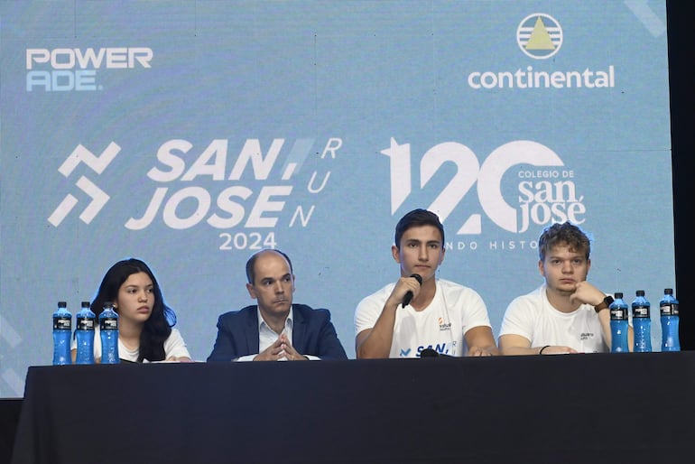 Presentación de la primera edición de la corrida San José Run 120 años, organizado por el Colegio San José y que tendrá lugar el domingo 30 de junio.