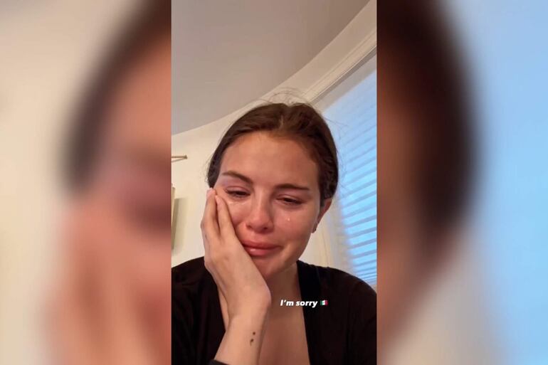 Captura de video de la cuenta oficial de Instagram de la actriz estadounidense Selena Gómez llorando tras las órdenes de deportación masivas de inmigrantes indocumentados a la vecina México por parte del Gobierno de Donald Trump. (EFE/ Instagram Selena Gómez)