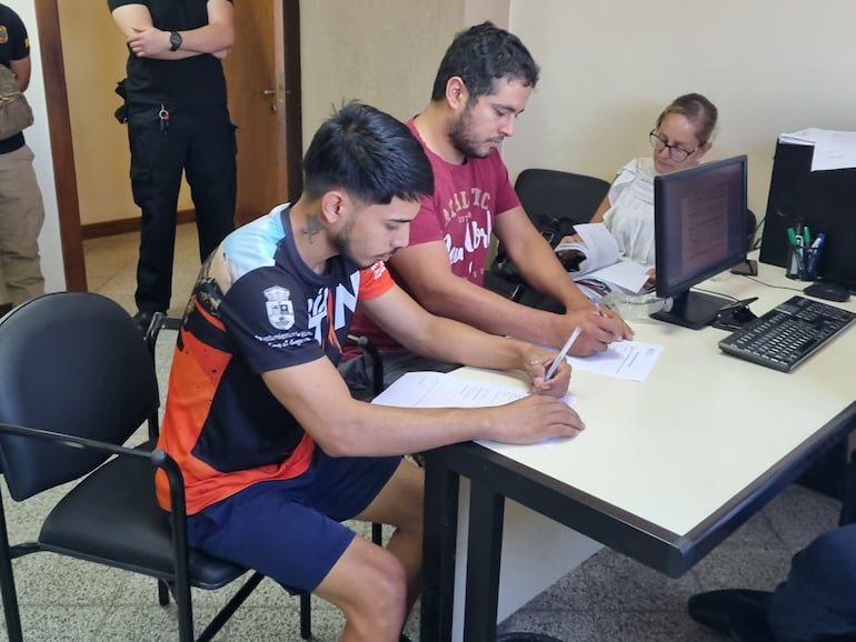 Rolando Zarza González (izquierda) y  Bruno Joel Jorgge Arriola, a la derecha de la foto.