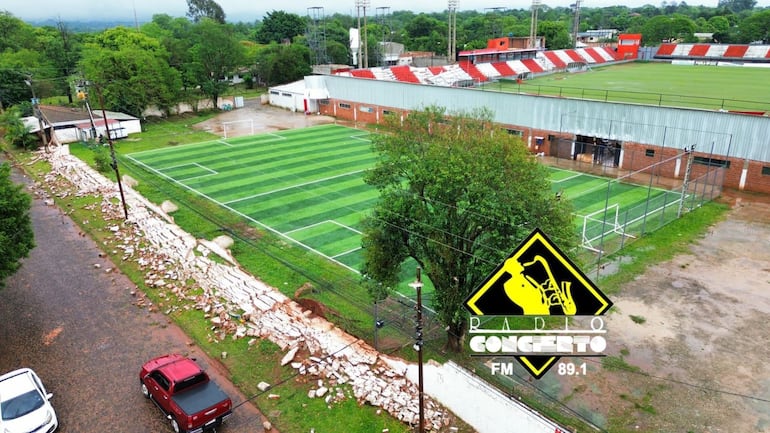 Los daños que sufrió el estadio Ka'arendy de General Caballero de Juan León Mallorquín.