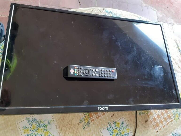 Recuperan el televisor y el control remoto hurtado de una casa quinta.