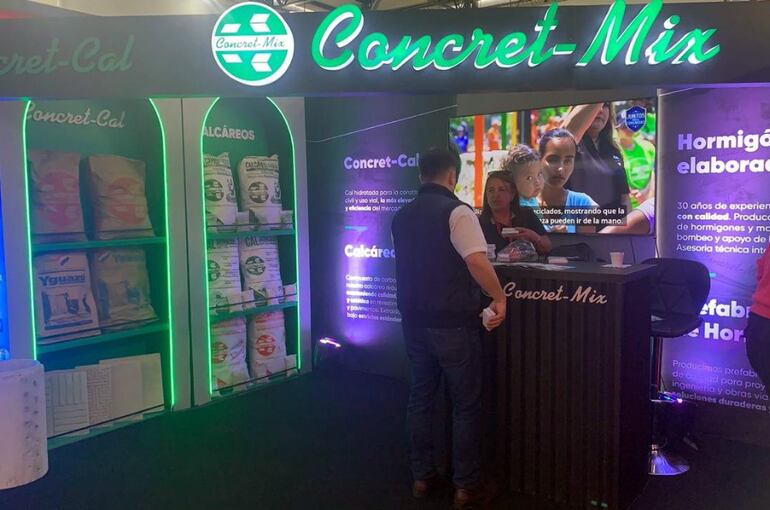 Stand de Concret-Mix en la feria Constructecnia 2024.