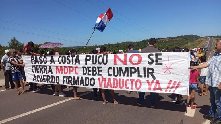 Caacupé: pobladores reclaman la construcción de un viaducto peatonal