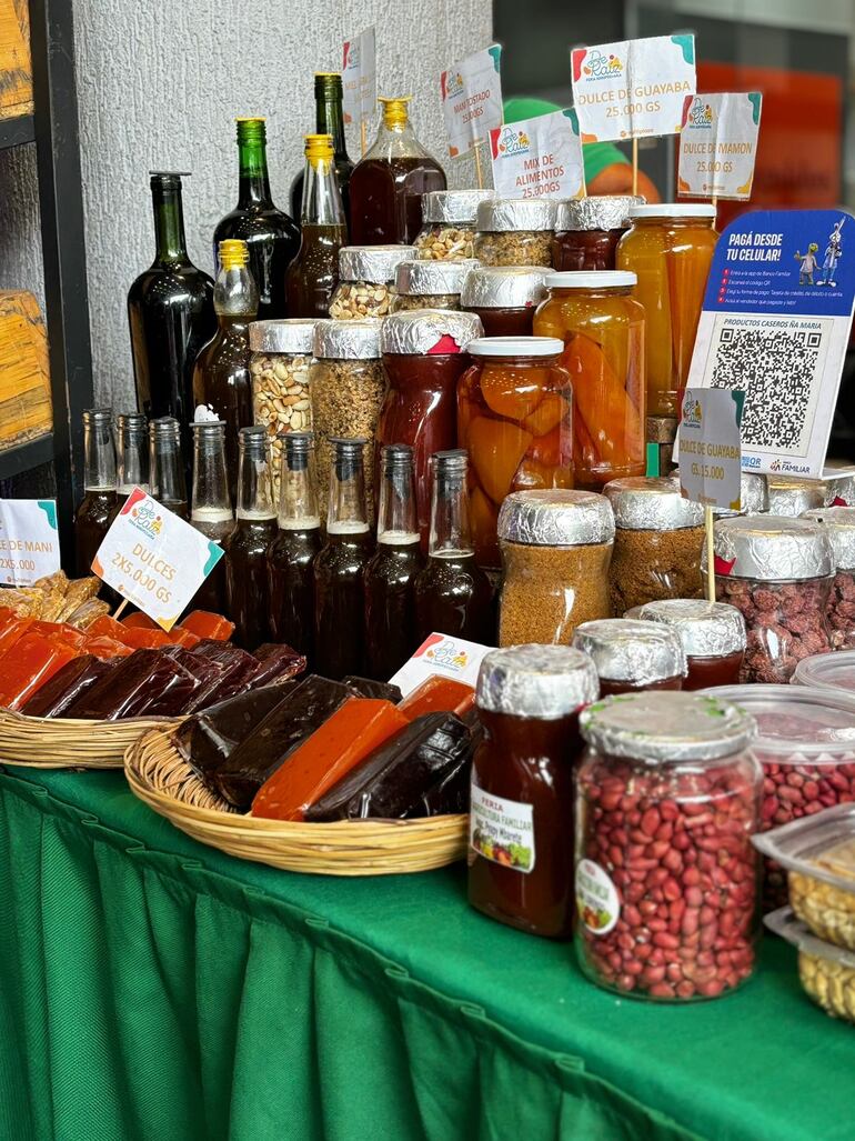 Productos elaborados artesanalmente se pueden encontrar en la Feria de Raiz. 