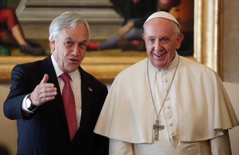 El expresidente de Chile, Sebastián Piñera y el Papa Francisco.