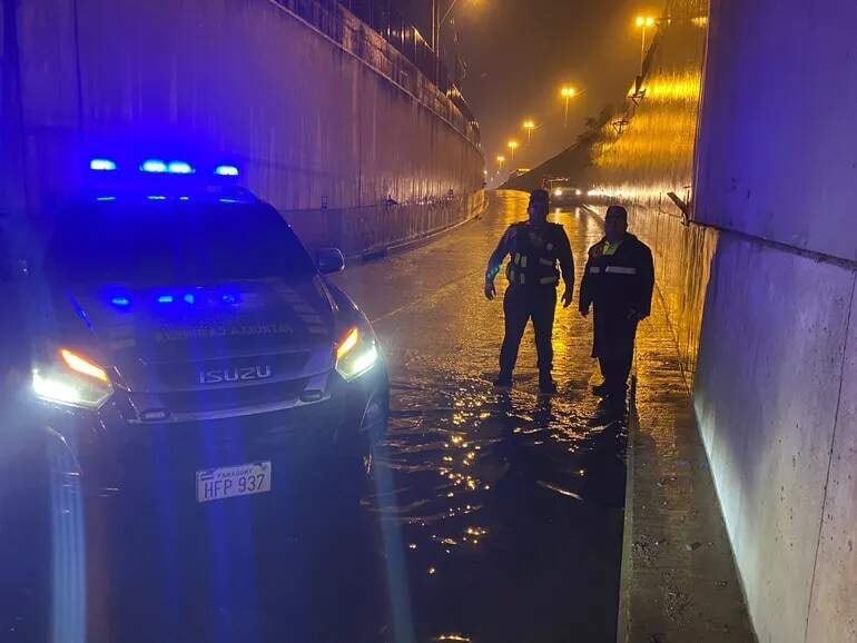 Caminera canceló el transito.