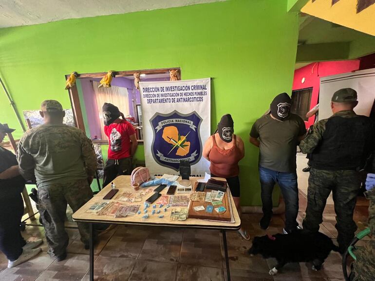 Operativos antidrogas en Asunción y Villa Elisa con varios detenidos y drogas incautadas