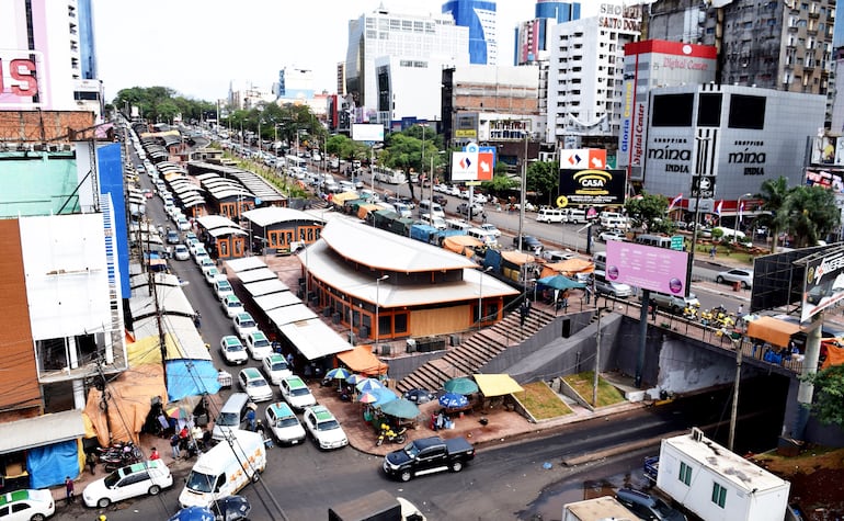 Vista aérea del sector comercial conocido como “Cuarta etapa” en Ciudad del Este.