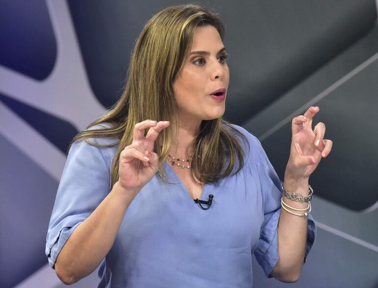 Kattya González, senadora del Partido Encuentro Nacional.