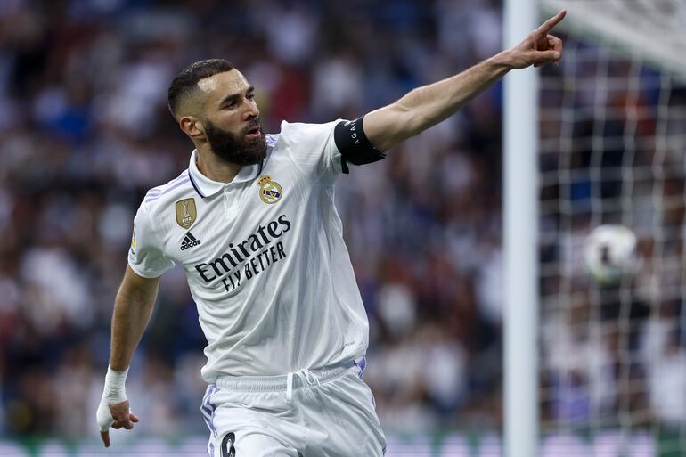 Fotografía de archivo, tomada el 24 de mayo de 2023, del delantero francés del Real Madrid Karim Benzema que ha acordado con el club poner fin a su etapa como jugador blanco, según una nota oficial emitida por la institución madridista.
