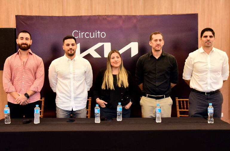 Los organizadores del Circuito Kia, que fue inspirado en los aficionados del pádel.