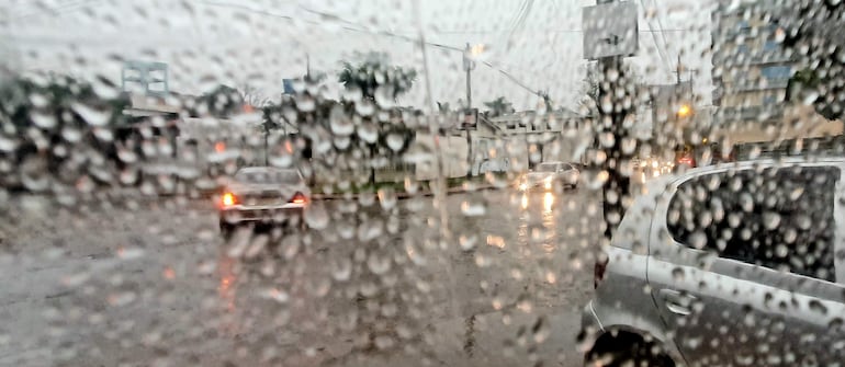 La Dirección de Meteorología anuncia lluvias con tormentas eléctricas.