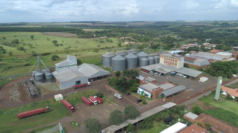 Sede administrativa e industrial de la Cooperativa La Paz Limitada.