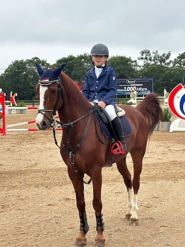 Agustín Chamorro, de tan solo 8 años, lidera el ranking de menores de la categoría 1,00 y estará en la competencia de hoy.