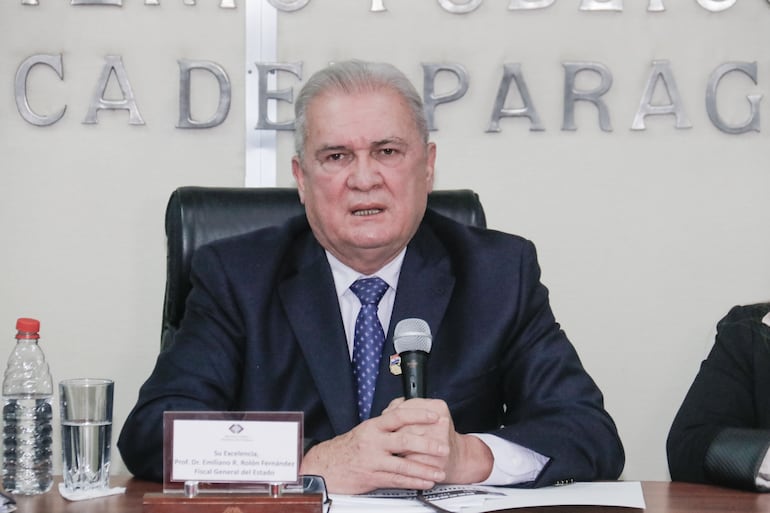 Emiliano Rolón, fiscal general del Estado.