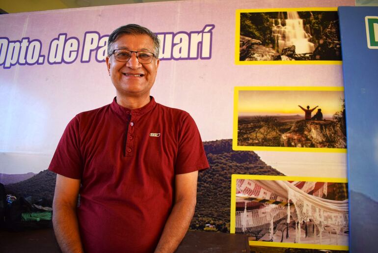 Líder González, coordinador del Tercer Encuentro de Gestión Cultural Comunitaria en Paraguarí.