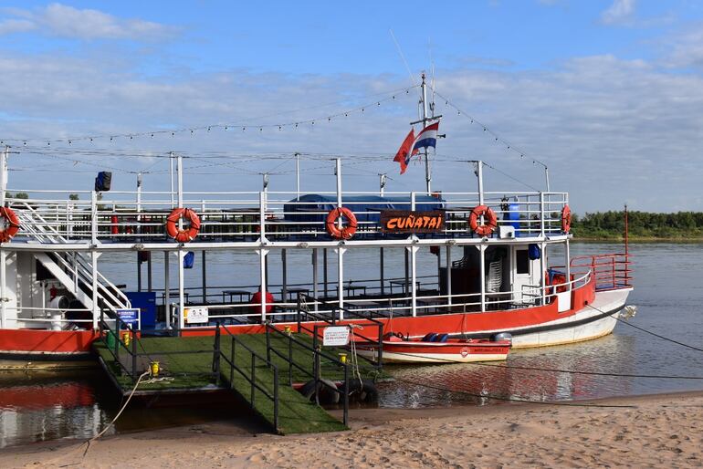 El barco "Cuñatai".