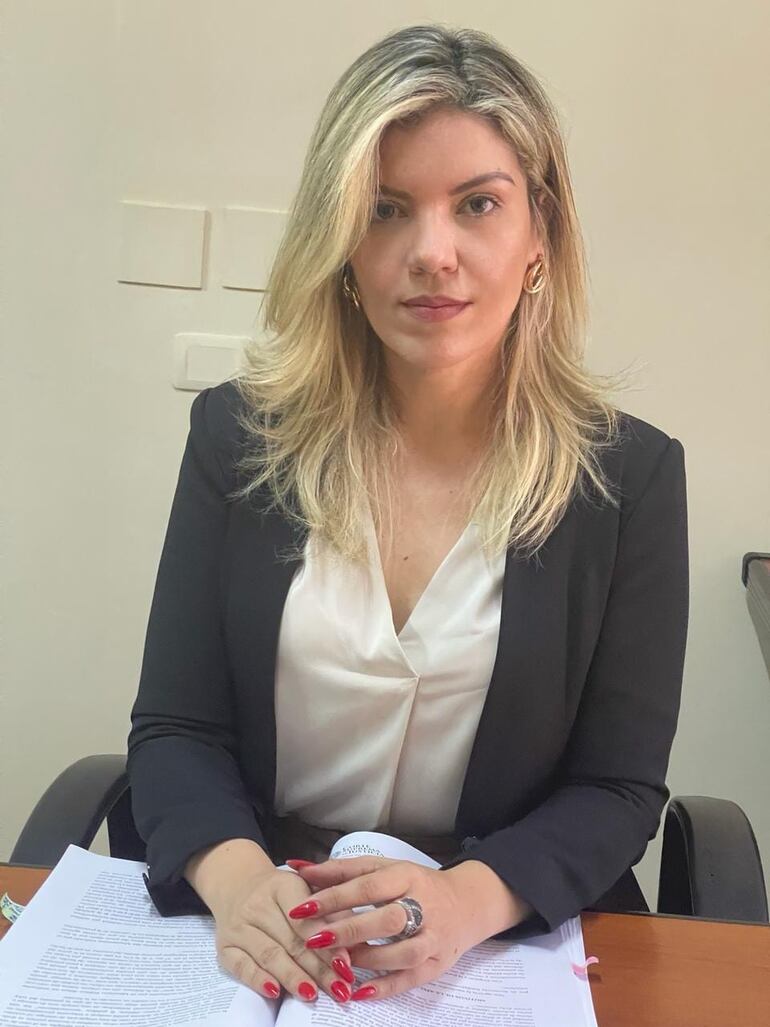 Fiscal Nathalia Silva, encargada de la investigación.