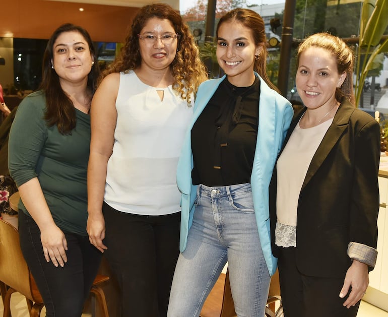 Leticia Candia, Gabriela Portillo, Alaila Figueredo y María José Umpierrez.