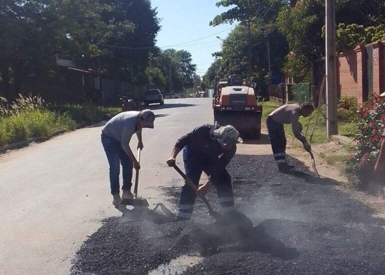 Petropar quiere incursionar en el "negocio" del asfalto, vendiendo este producto al MOPC. 