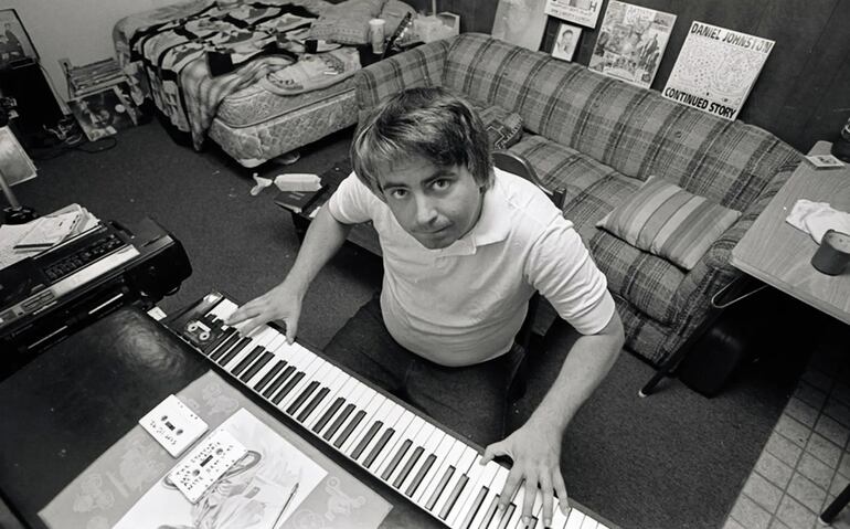 Daniel Dale Johnston​ (Sacramento, California, 22 de enero de 1961-Waller, Texas, 10 de septiembre de 2019)​