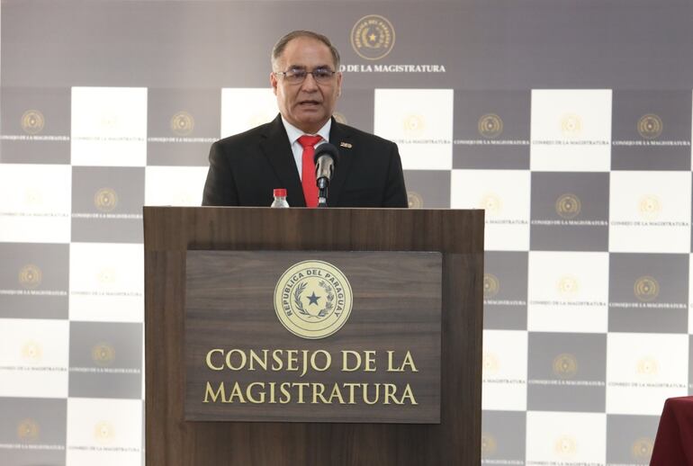 Dr. Javier Dejesús Esquivel González, designado nuevo defensor general.