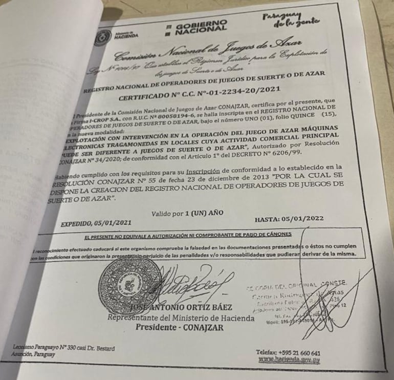 Conajzar otorgó a iCrop SA el certificado de operador de juegos de azar, documento indispensable para trabajar legalmente. De esta manera, contradice sus declaraciones que la firma sólo catastra y censa, ya que de ser así, no necesitaría este documento. 