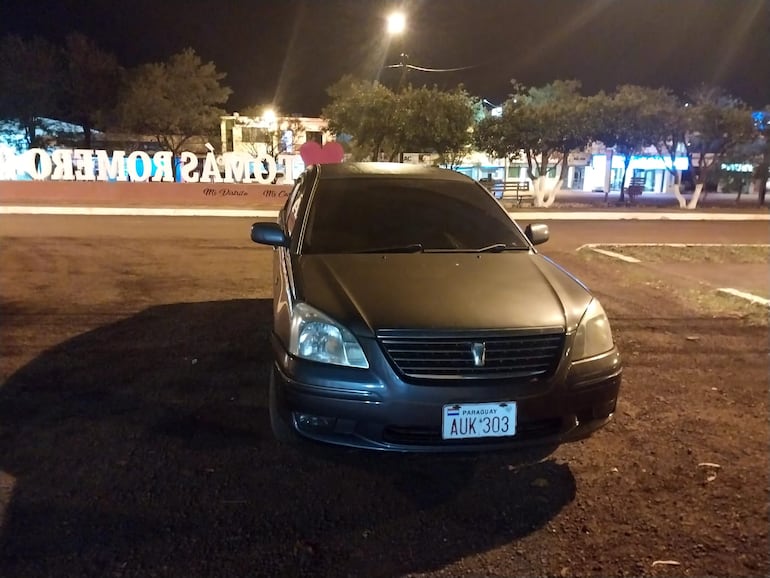 Detenidos tras circular en auto hurtado en Tomás Romero Pereira.