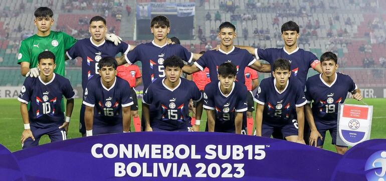 Formación base que presentó la Selección Paraguaya Sub 15 en el partido semifinal que ganaron el miércoles contra Argentina.