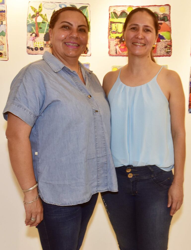 Viviana Palma y Lourdes Pereira.