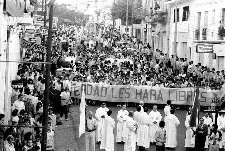 Marcha del Silencio, Asunción, 1988.