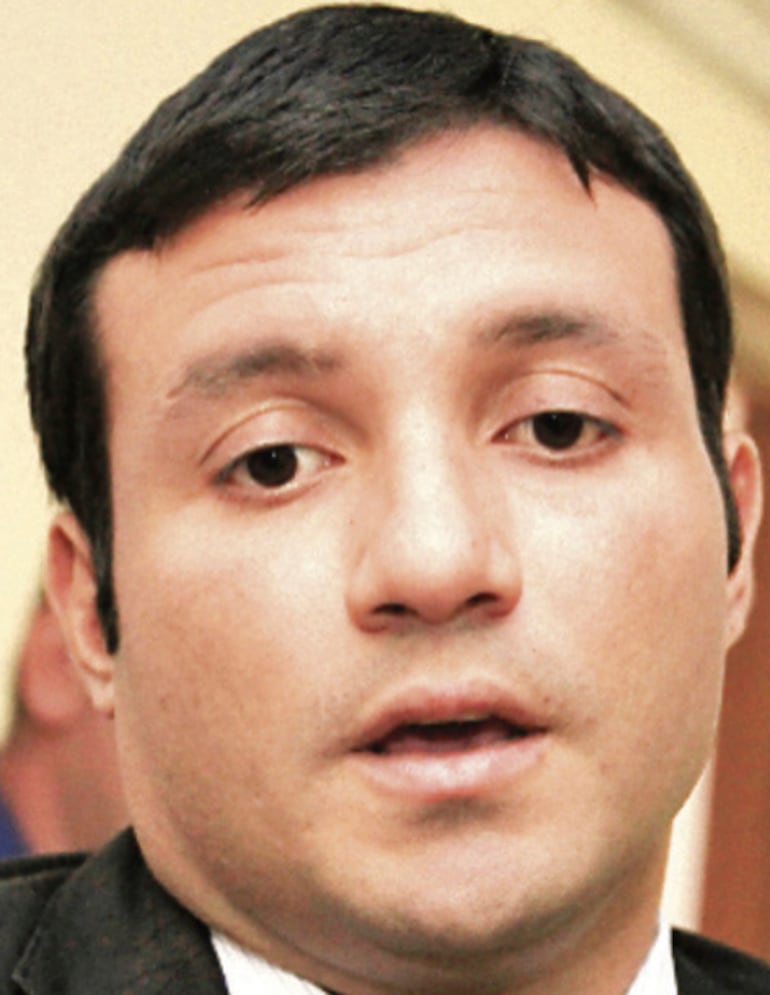 Aldo Cantero, uno de los fiscales que firmaron el acta de imputación contra el expresidente Mario Abdo Benítez.