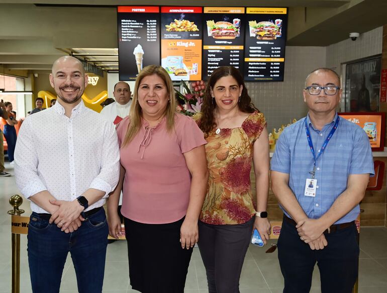 Jorge Samudio, Ada Capdevila, Karina Cohenca y Nelson Torales.