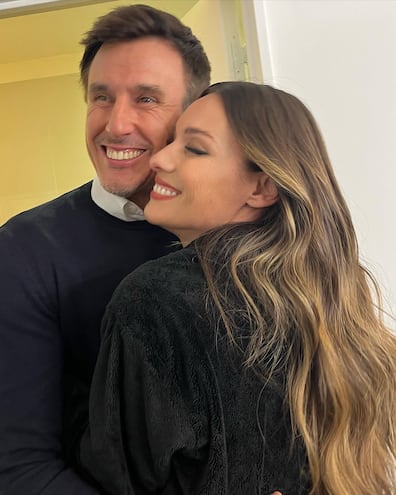 “Pampita “Ardohain y Roberto García Moritán.