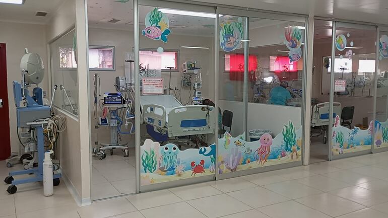 El área de terapia del Hospital Pediátrico Niños de Acosta Ñú restableció el servicio de aire acondicionado para los pacientes.