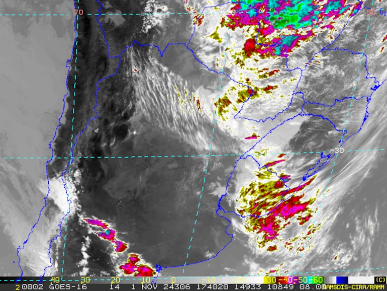 Núcleos de tormenta sobre el territorio nacional.