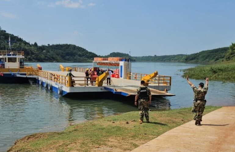 La balsa comenzará a operar dentro de un mes.