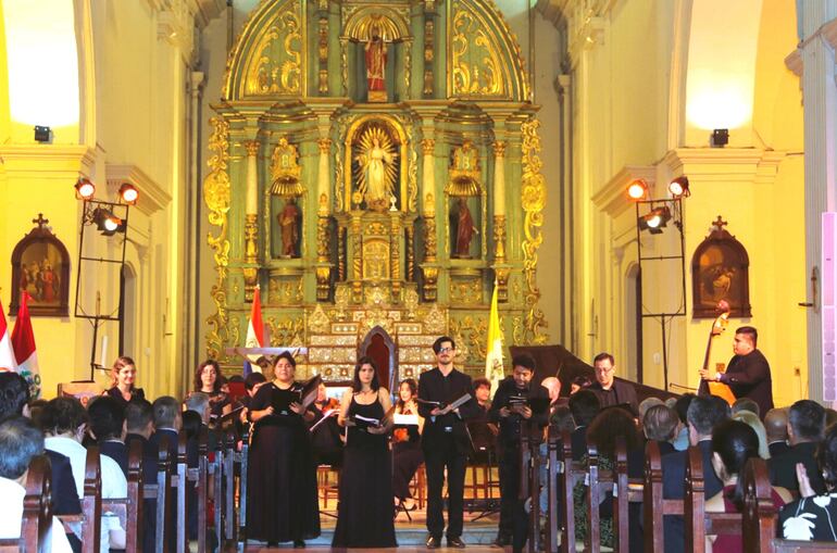 El grupo Sonidos de Paraqvaria presentará hoy un concierto de la mano de la Embajada del Perú, en la Catedral Metropolitana de Asunción. El acceso será completamente libre y gratuito.