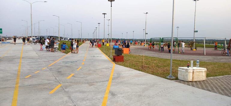 La Costanera Sur hoy no refleja el brillo que tuvo en su inauguración.