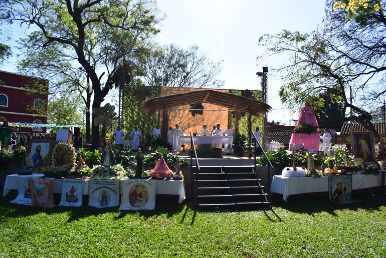 Misa folklórica celebrada en guaraní, toda una tradición en Luque.